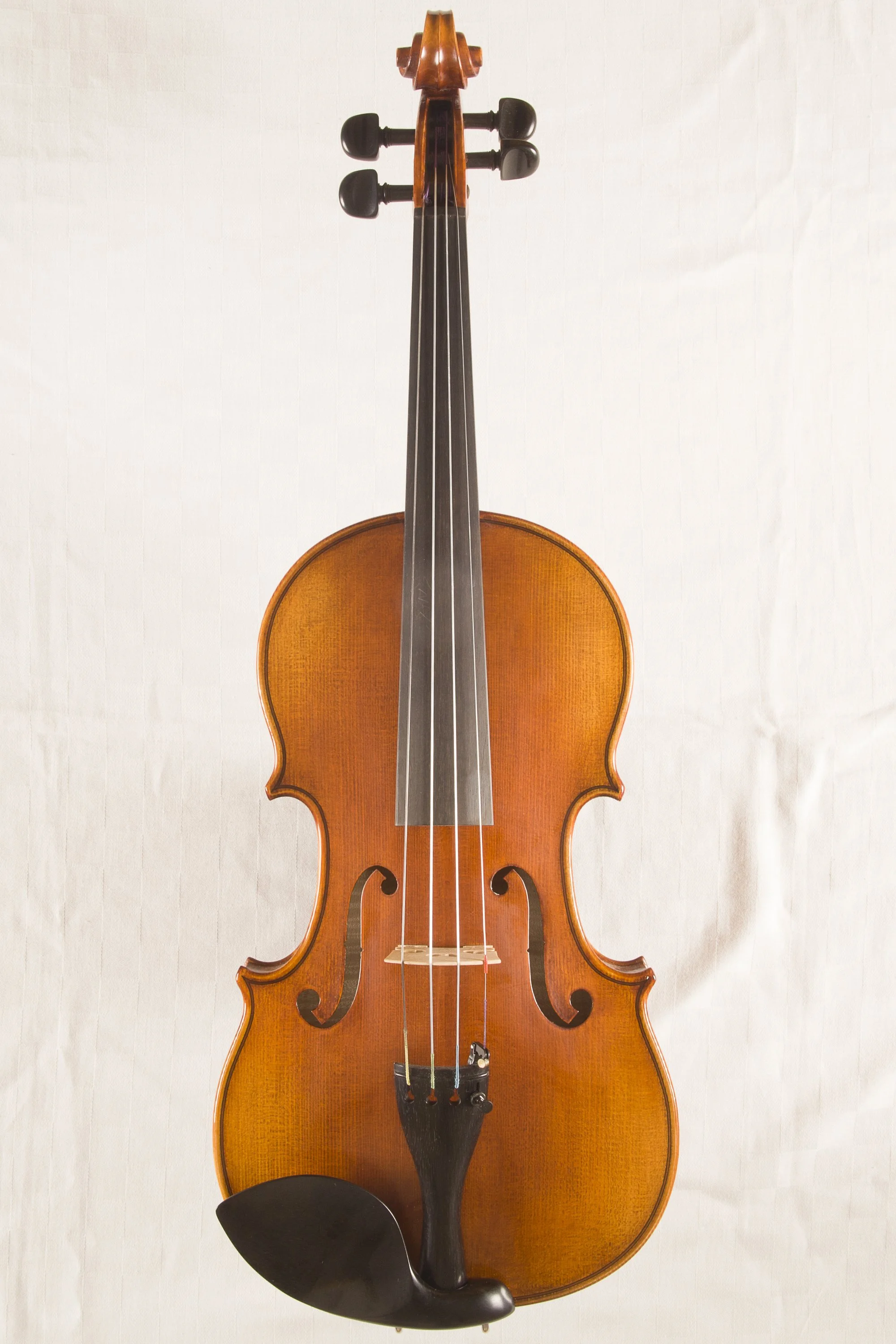 Viola_32_Front+(Master).jpg?